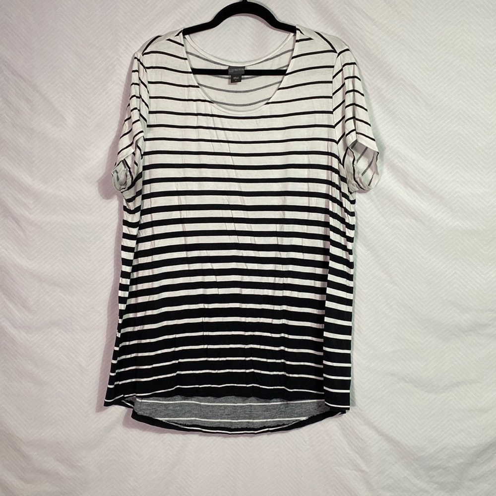Covington Black and White Horizontal Stripe Top